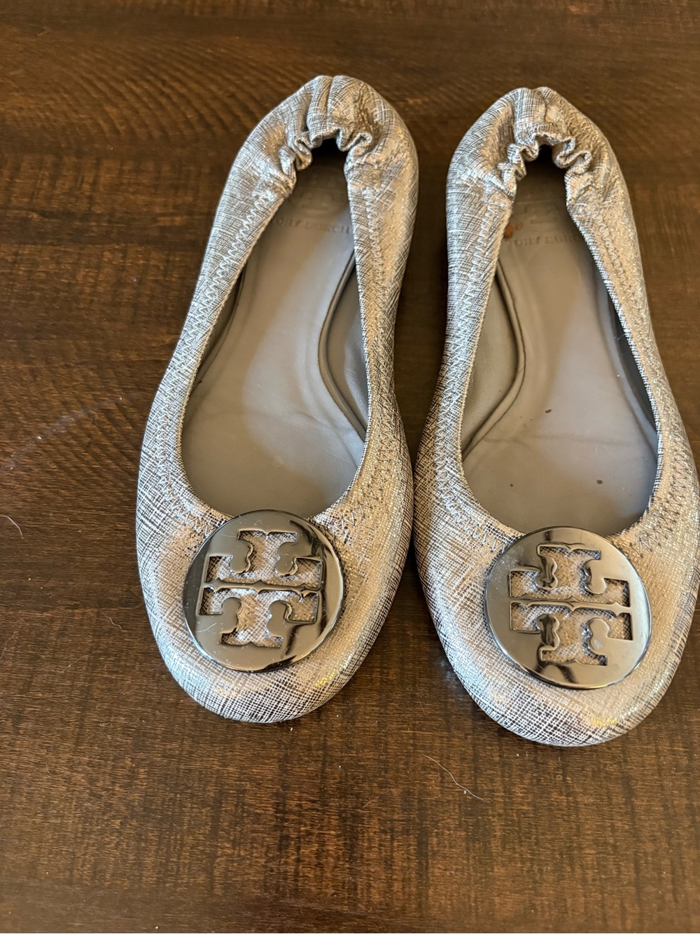 Tory Burch Silver-Tone Logo Ballet Flats